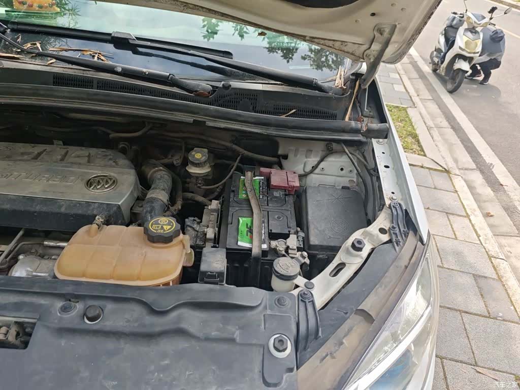Buick Encore, 2015 24