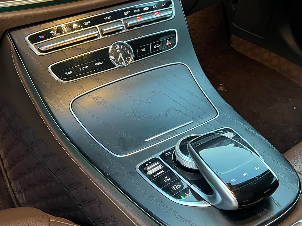 Mercedes-Benz E-class Mercedes-Benz E-class