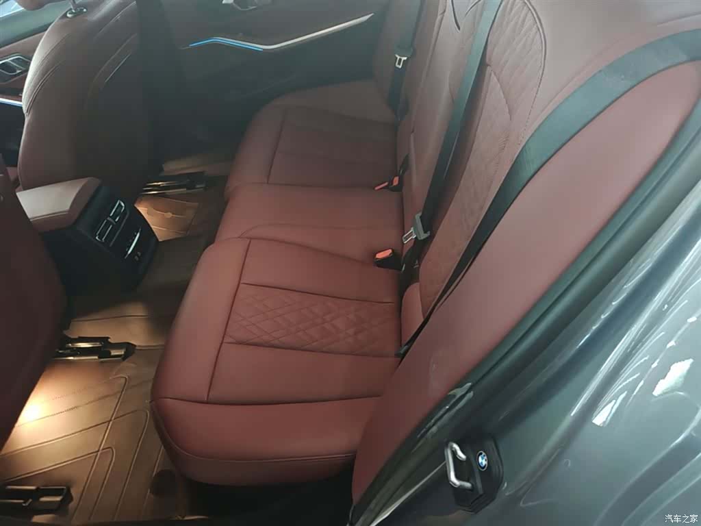 BMW i3, 2024 17