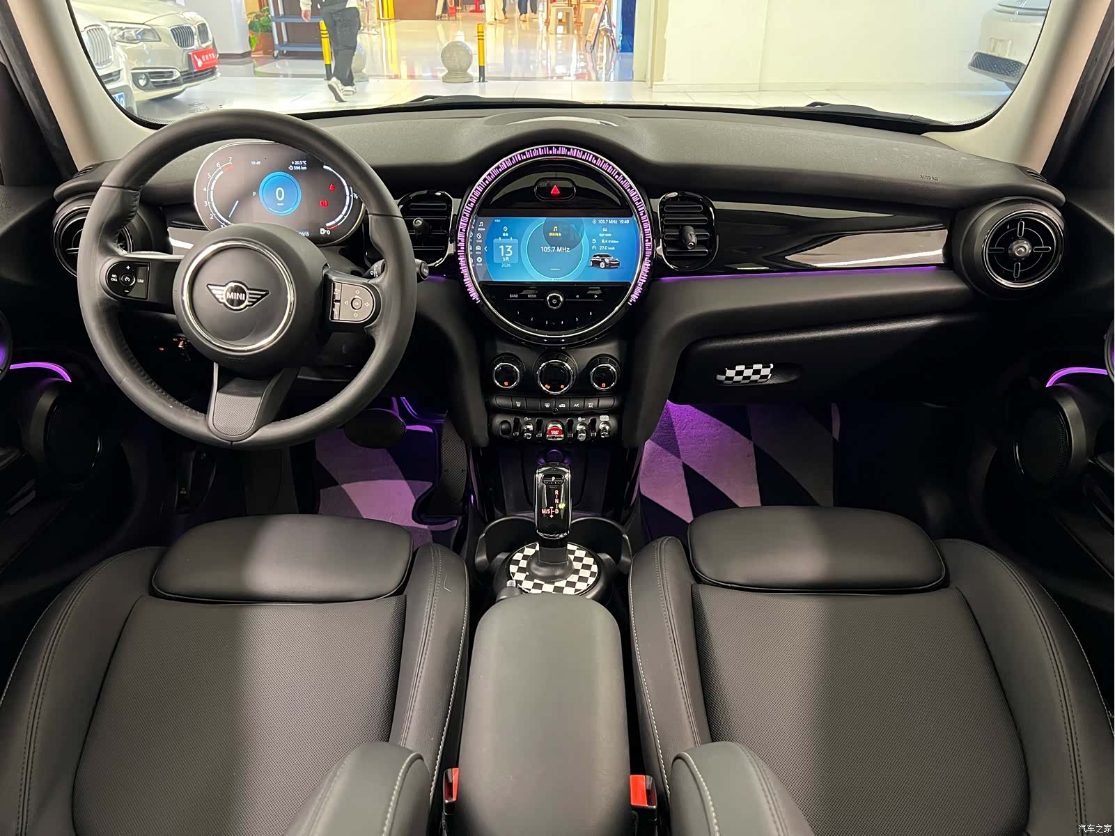 Mini Cooper, 2023 16