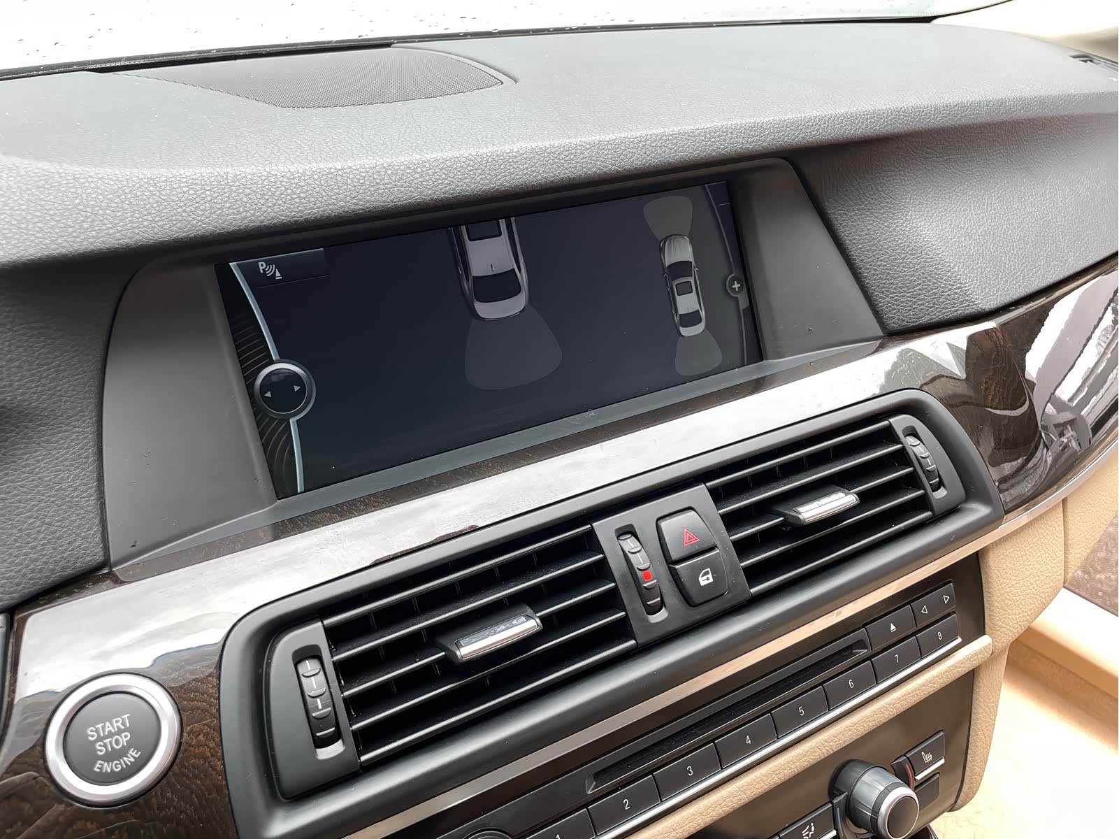 BMW 5 Series, 2011 13