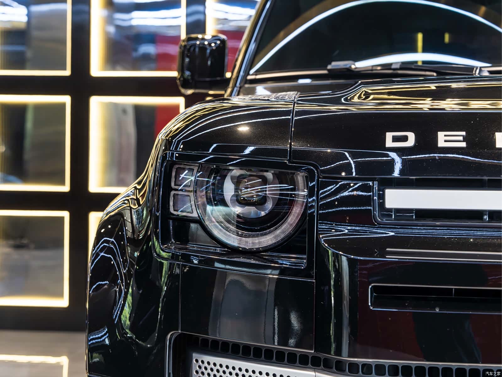 Land Rover Defender, 2022 8