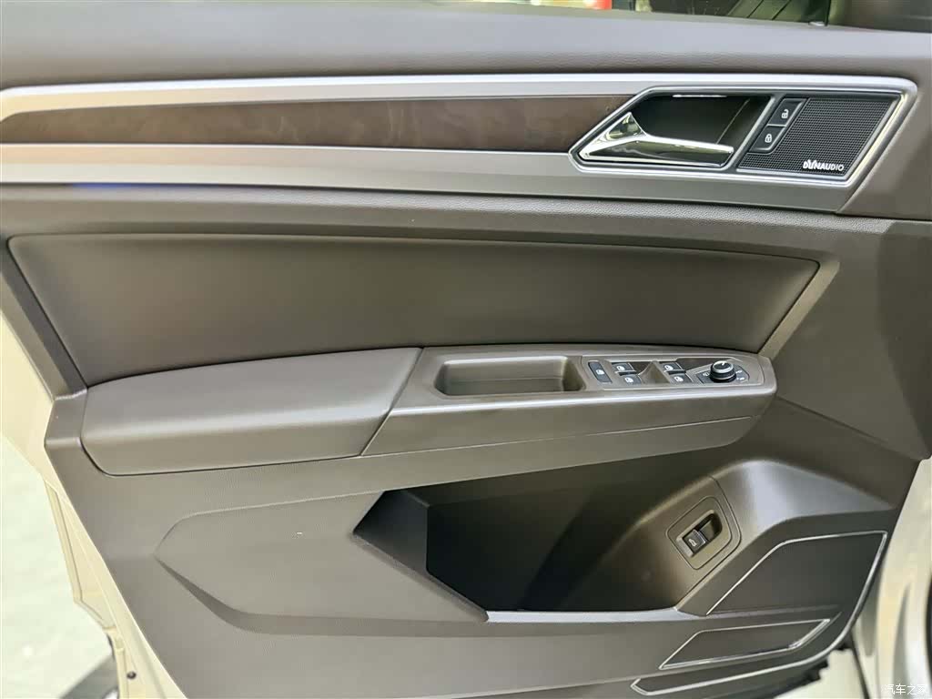 Volkswagen Teramont, 2017 16