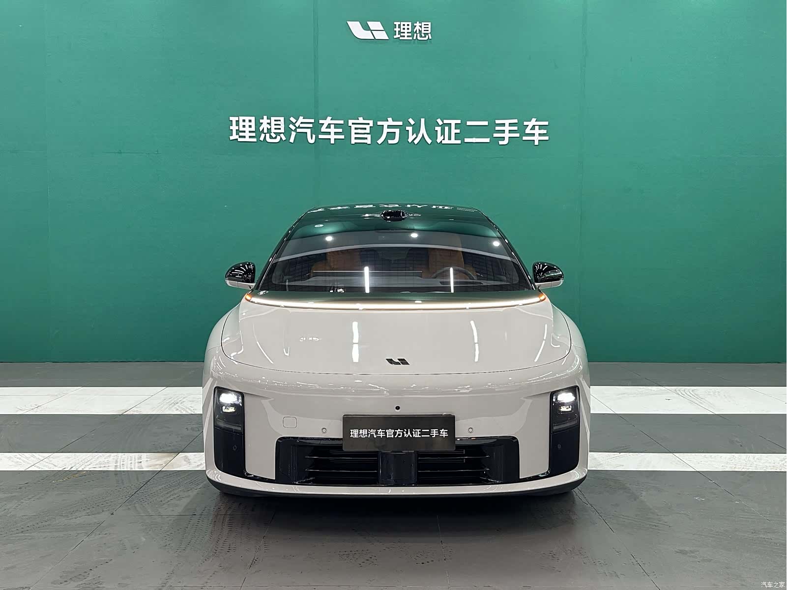 Li Auto i8, 2025 2