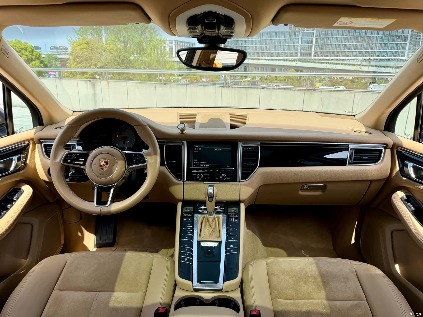 Porsche Macan, 2015 11