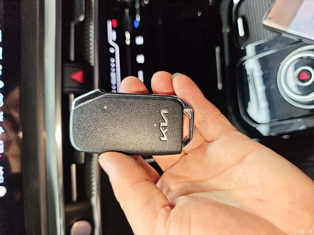 Kia K5, 2022 17