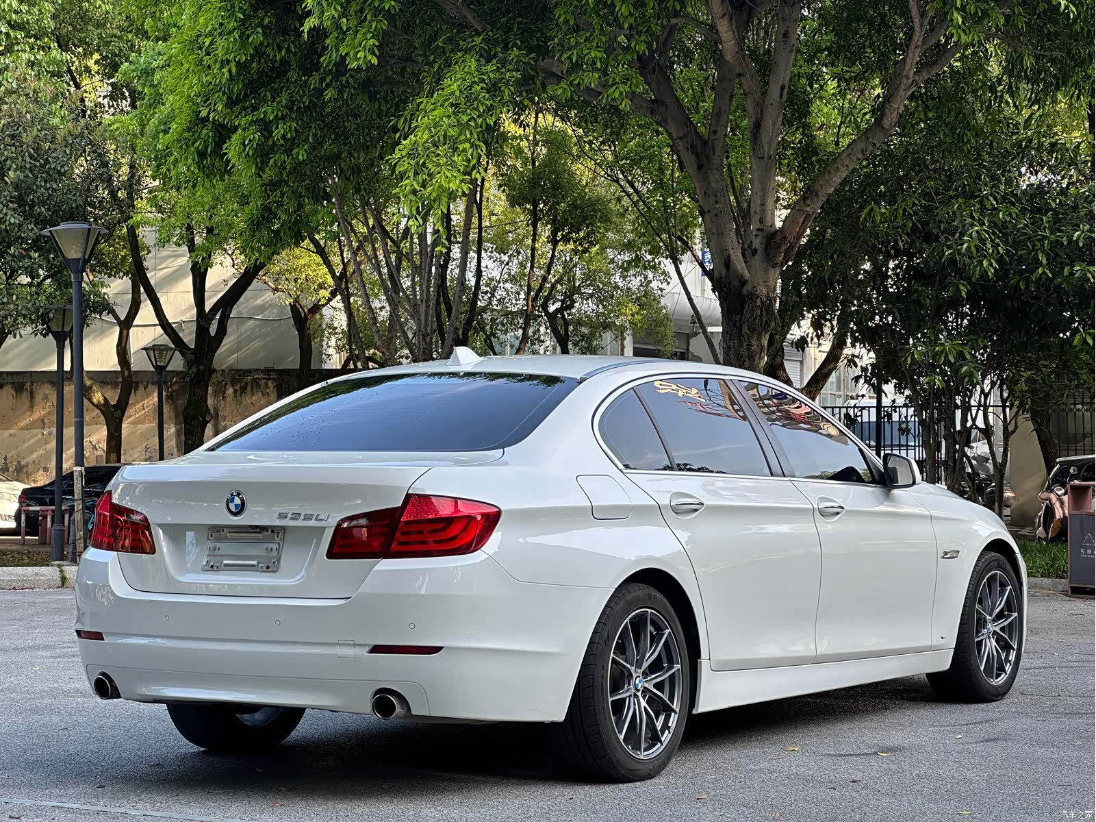 BMW 5 Series, 2011 7