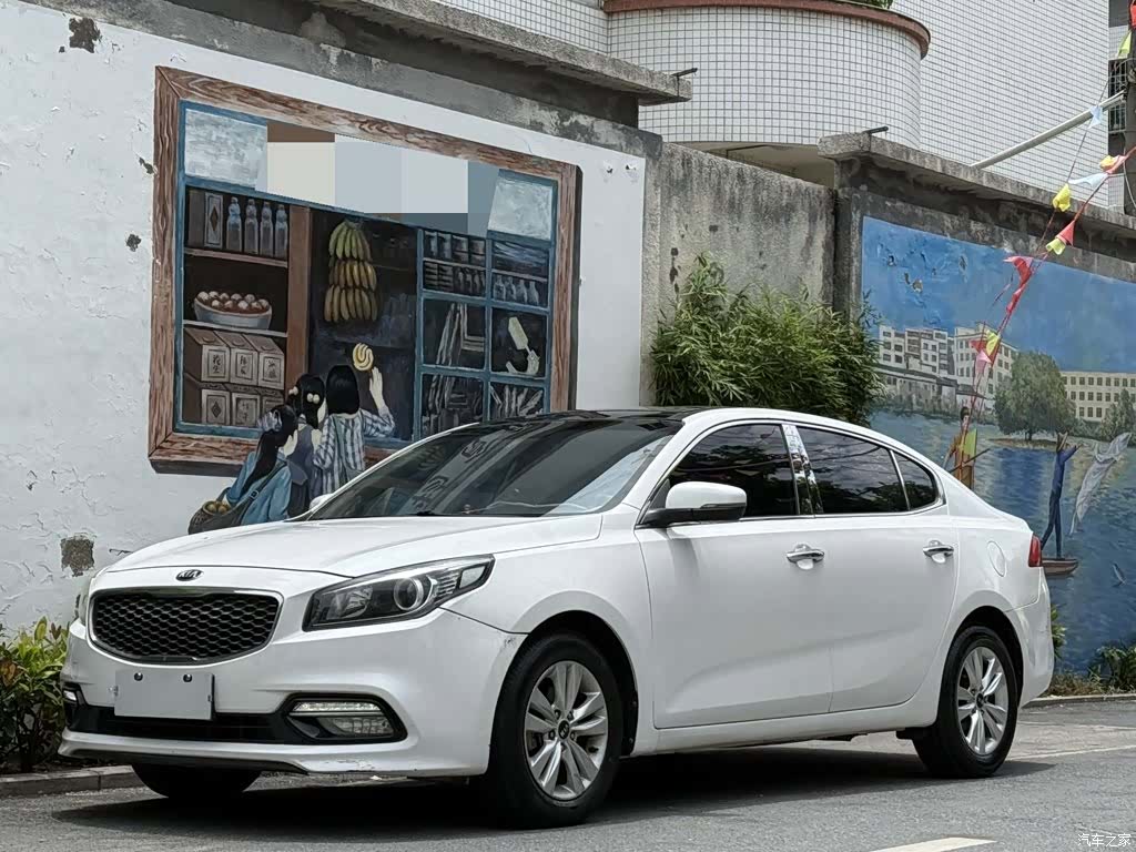 Kia K4, 2015 1