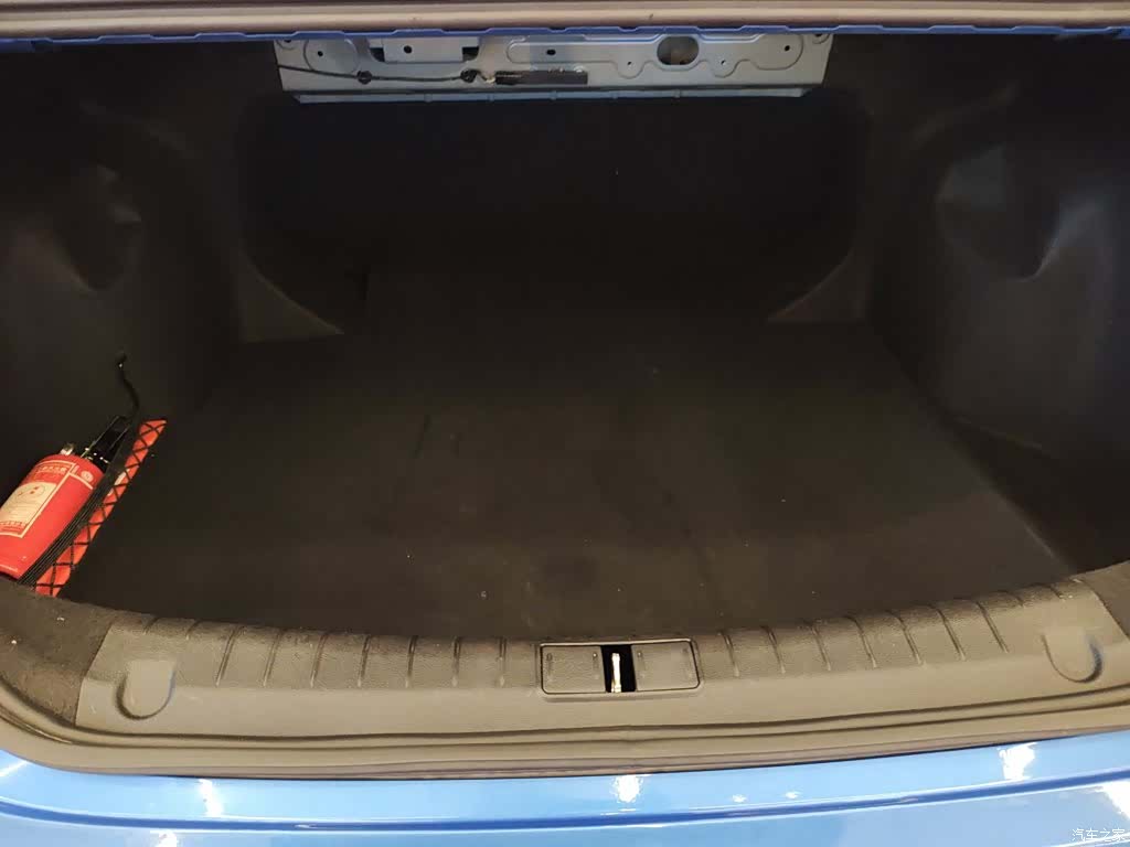 Geely Binray, 2020 19