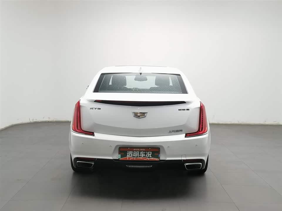 Cadillac XTS
