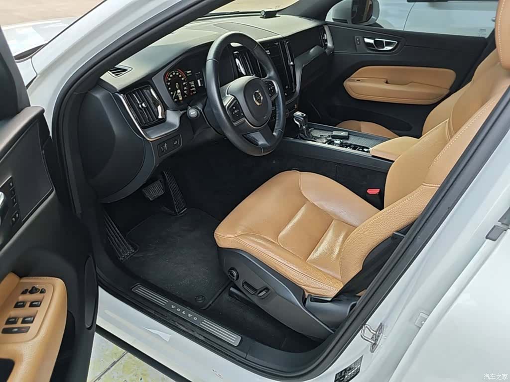 Volvo XC60, 2018 12
