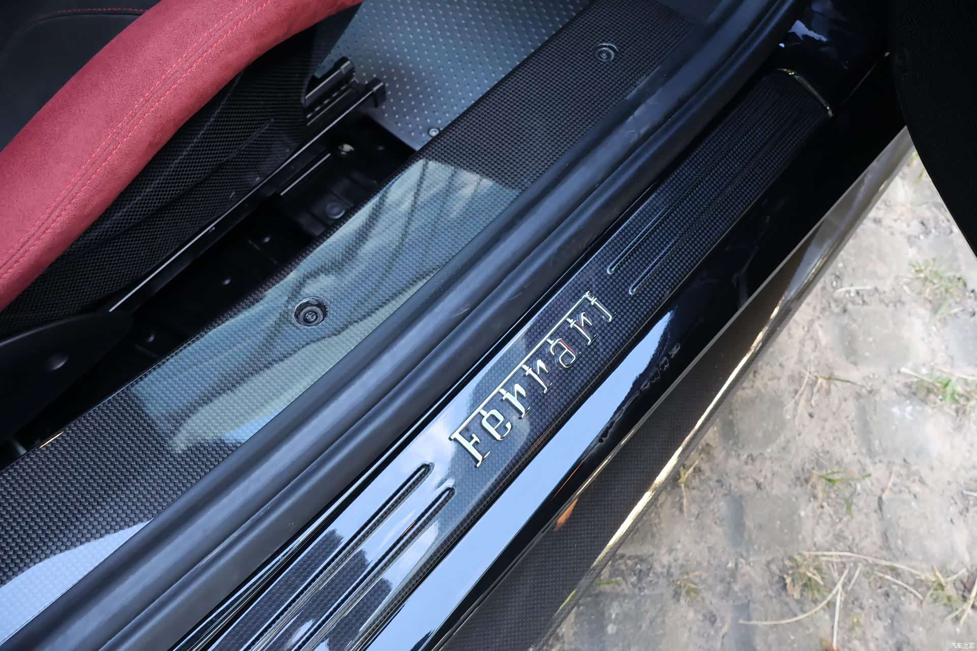 Ferrari 488, 2019 8