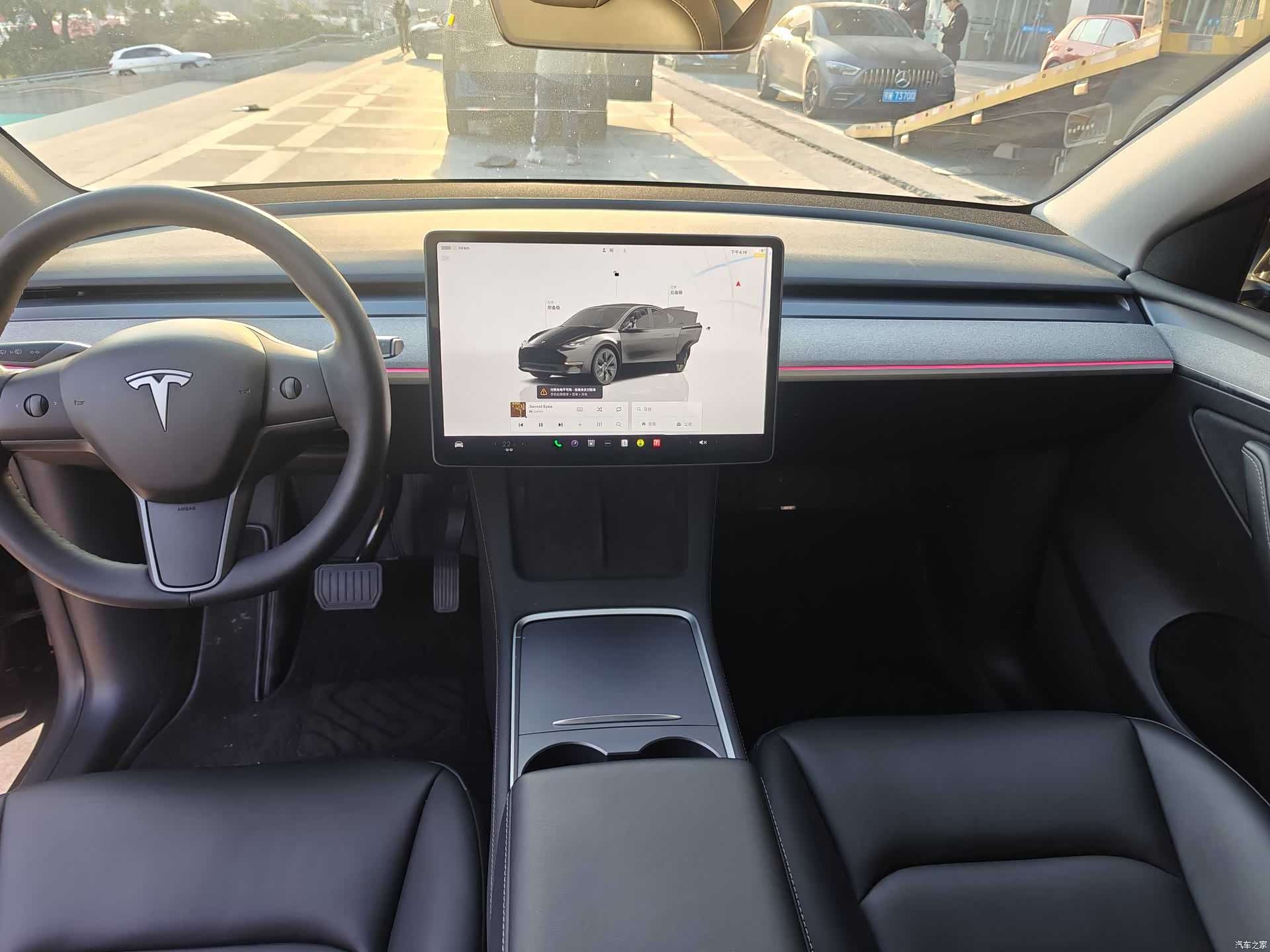 Tesla Model Y, 2023 6