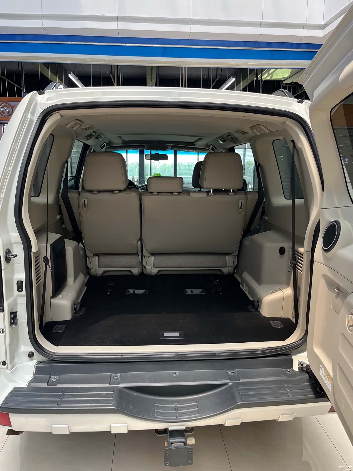 Mitsubishi Pajero, 2020 9