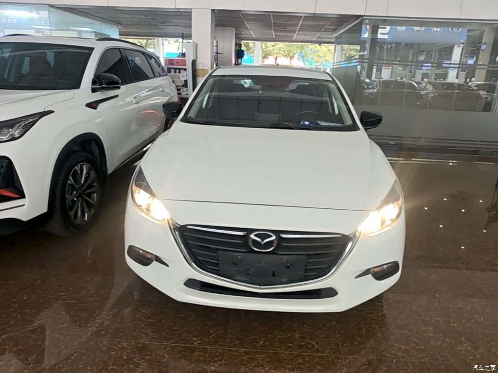 Mazda Mazda3, 2018 3