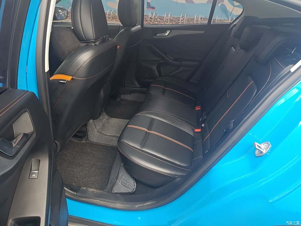 Ford Focus, 2023 15