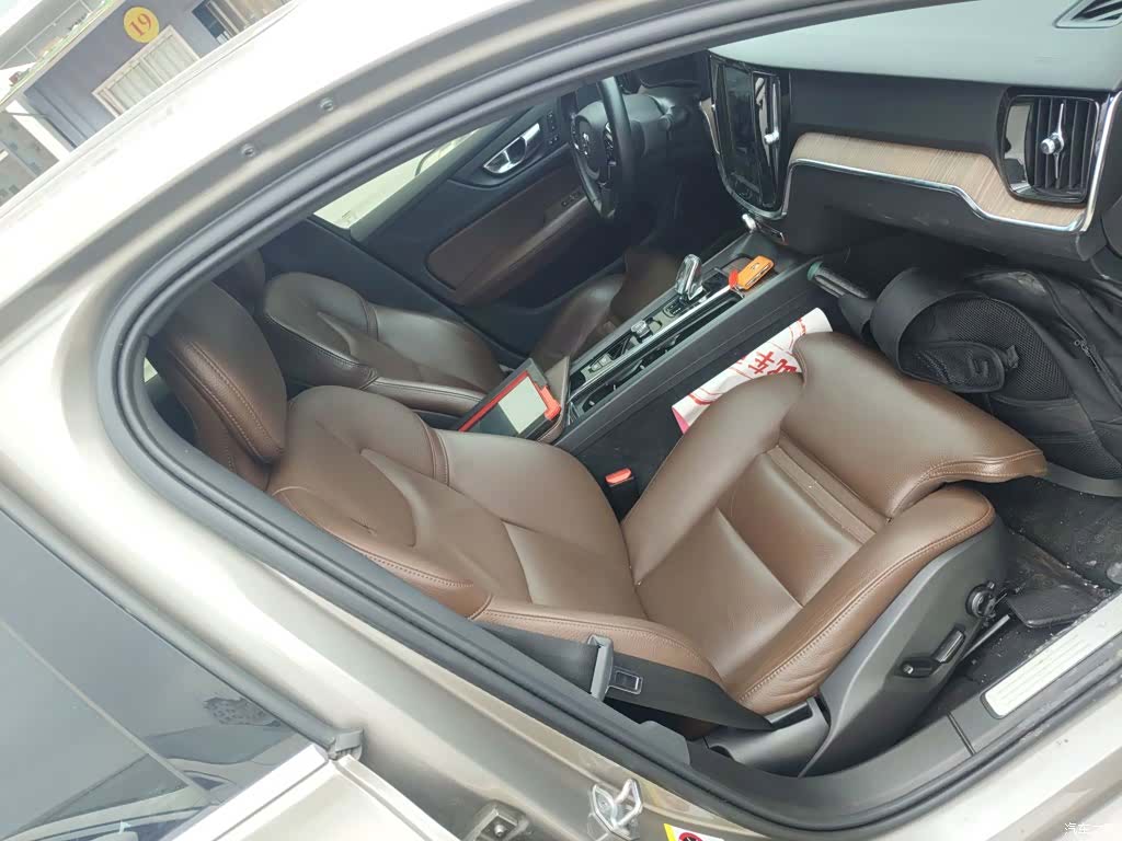 Volvo S60, 2021 25