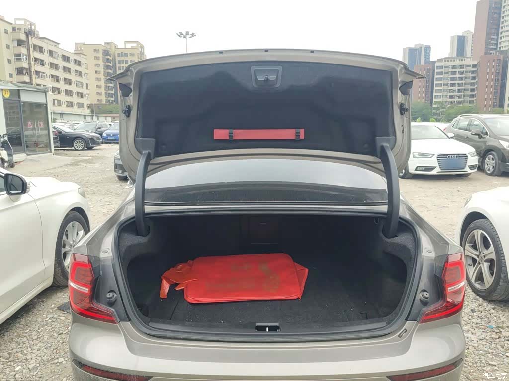 Volvo S60, 2021 19