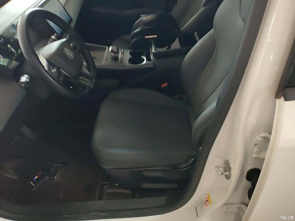 BYD Qin, 2025 15