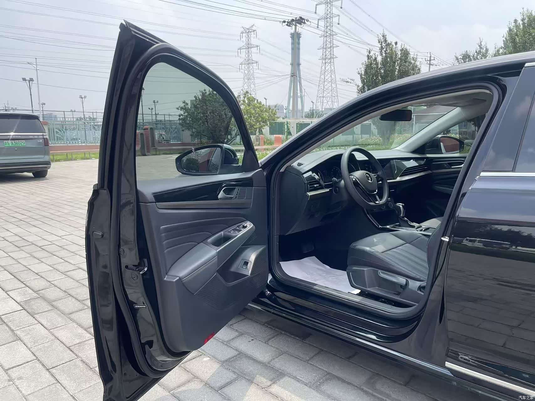 Volkswagen Passat, 2020 10