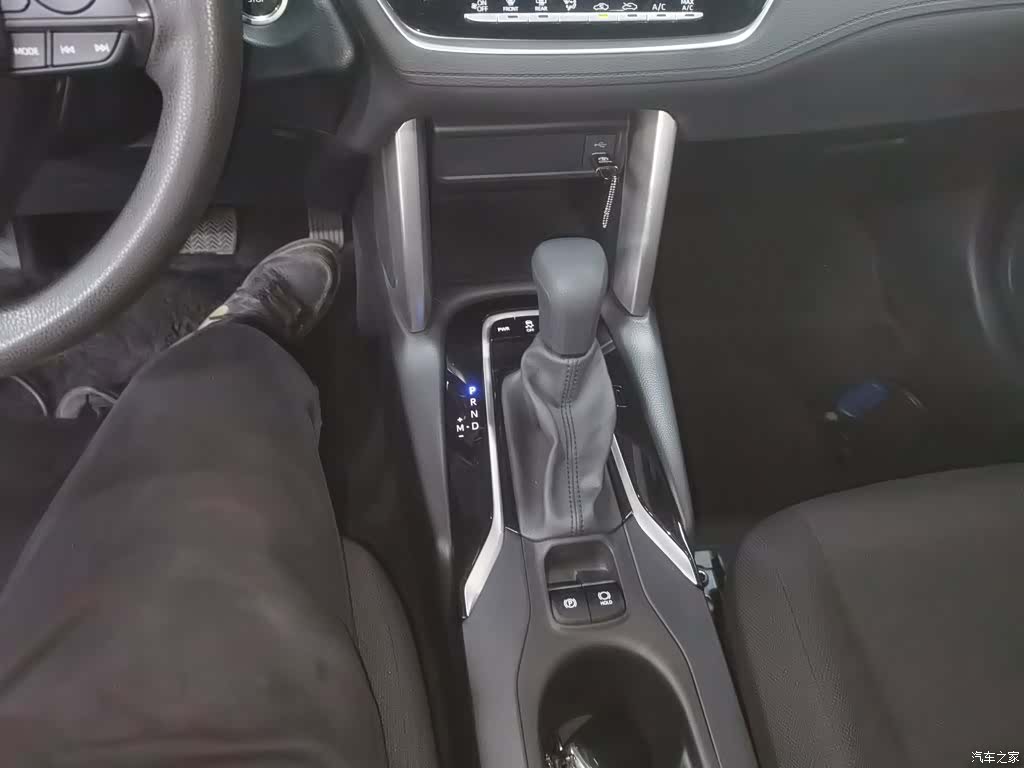 Toyota Frontlander, 2023 10