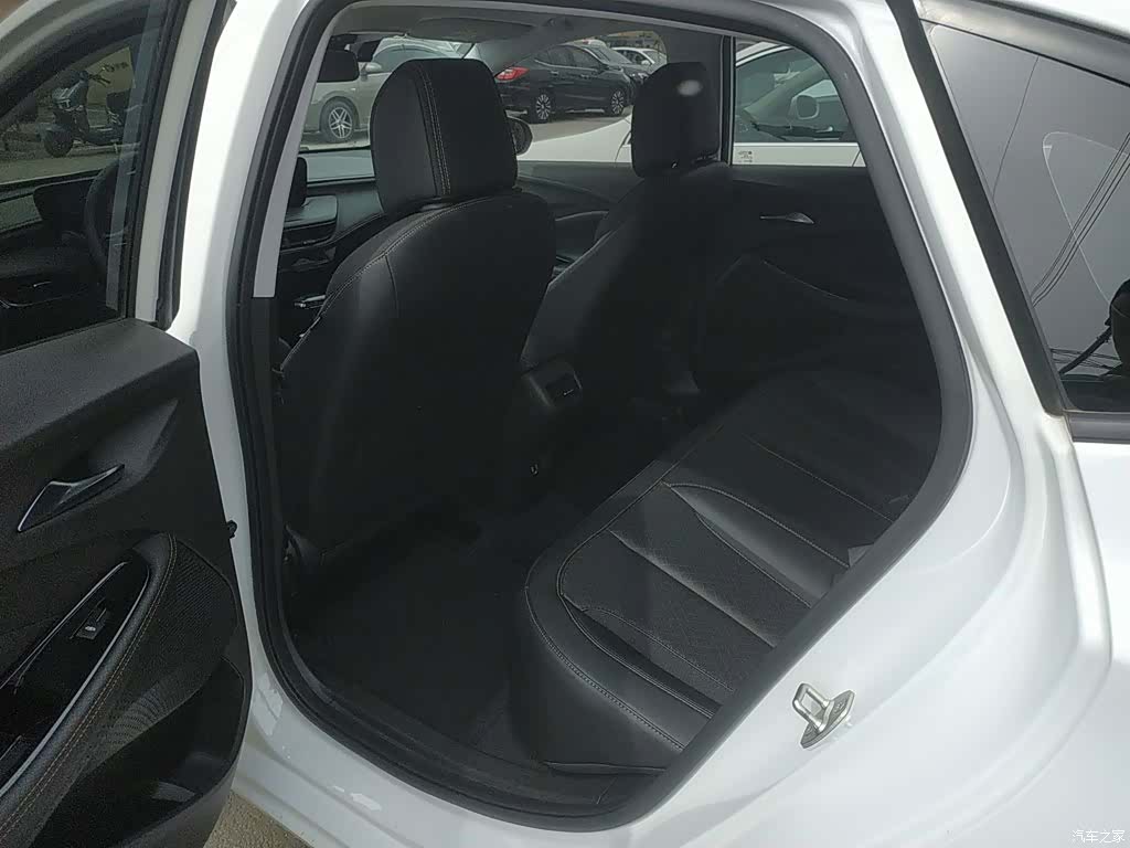 Buick Verano, 2023 17