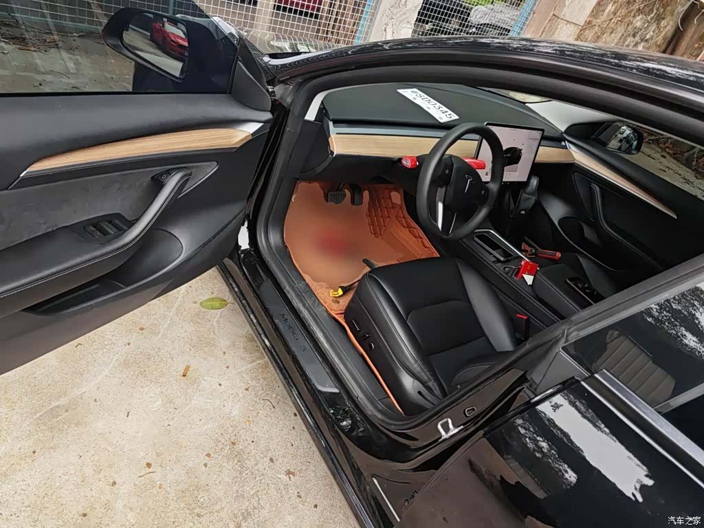 Tesla Model 3, 2023 16