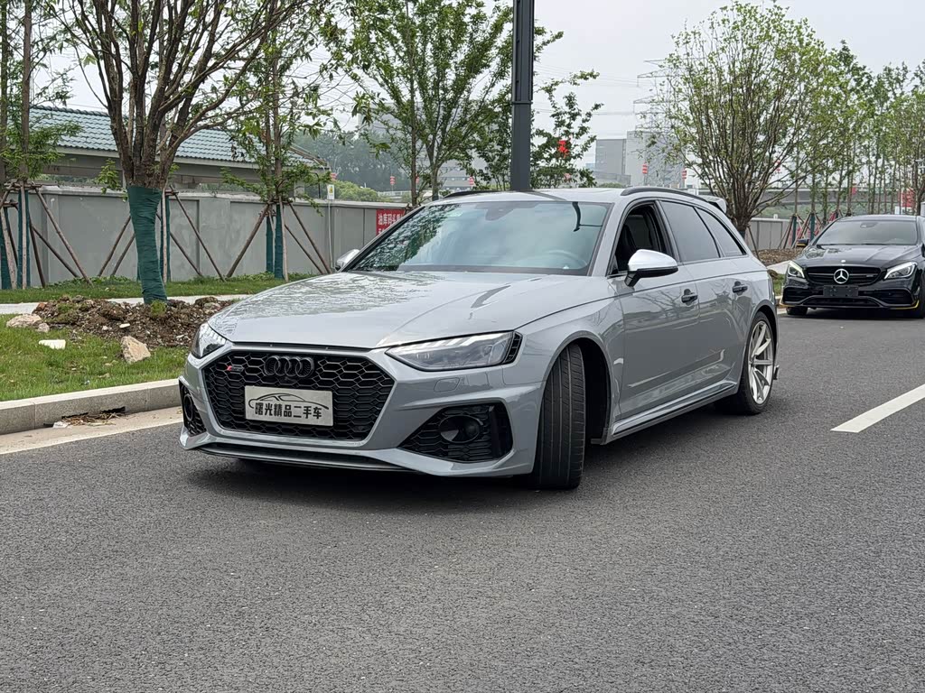 Audi RS 4