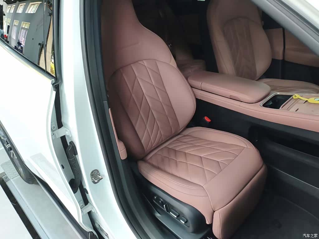NIO EC6, 2025 20