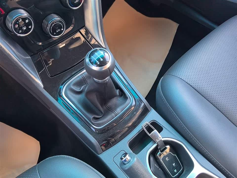 BYD F3