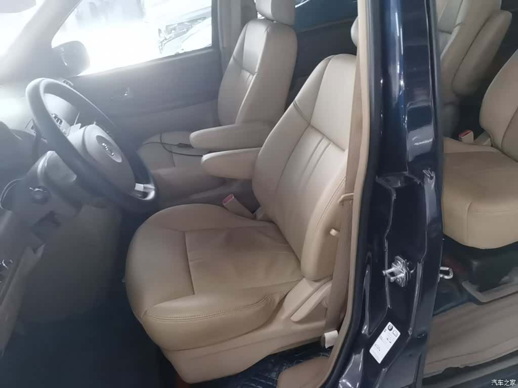 Buick GL8, 2016 15