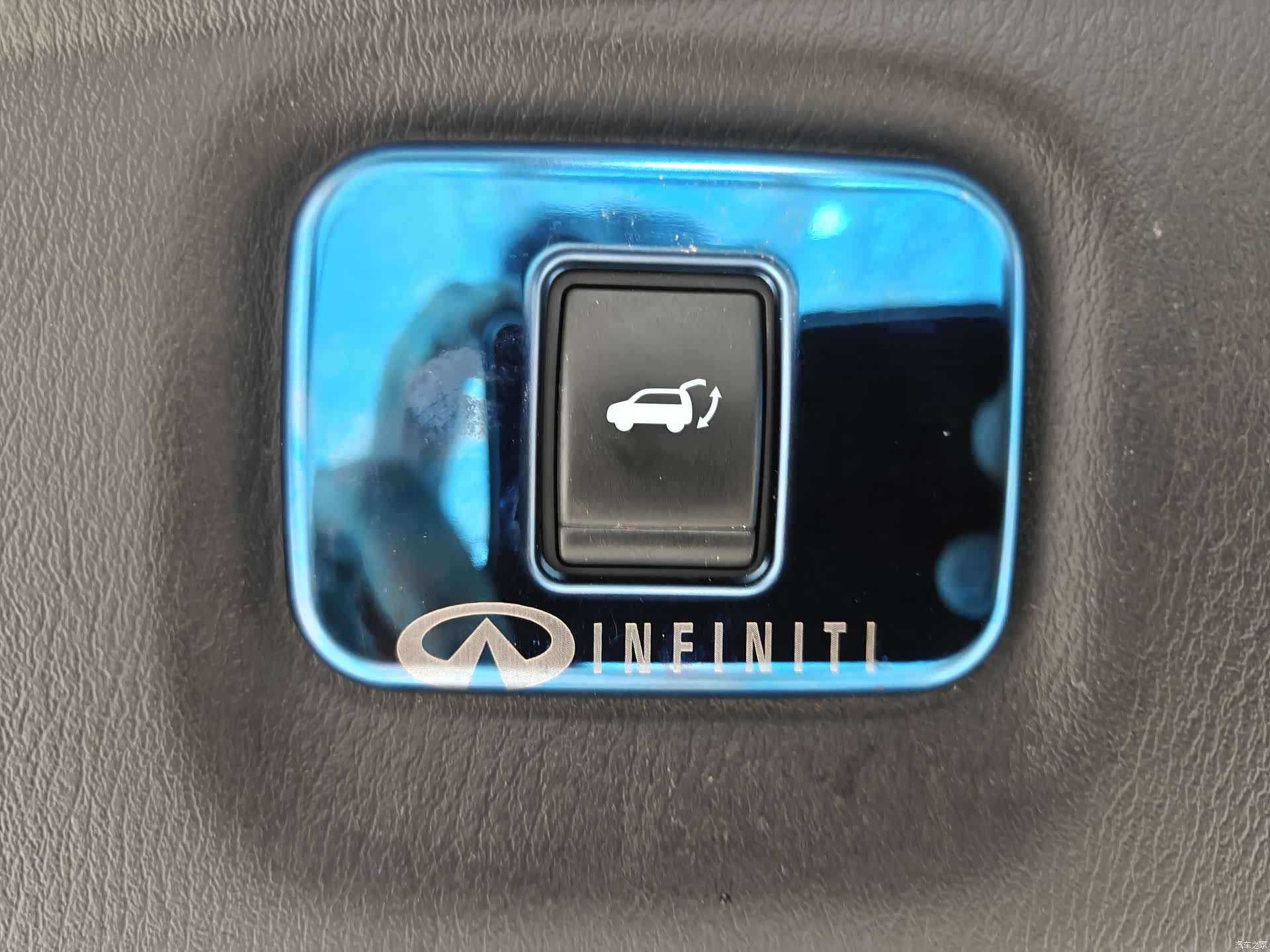 Infiniti QX60, 2018 4