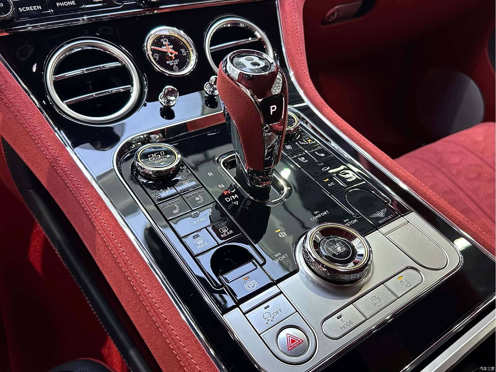 Bentley Continental GT, 2025 13