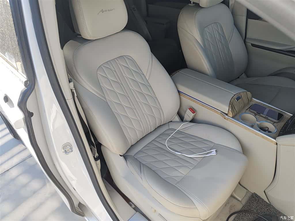 Buick GL8, 2020 25