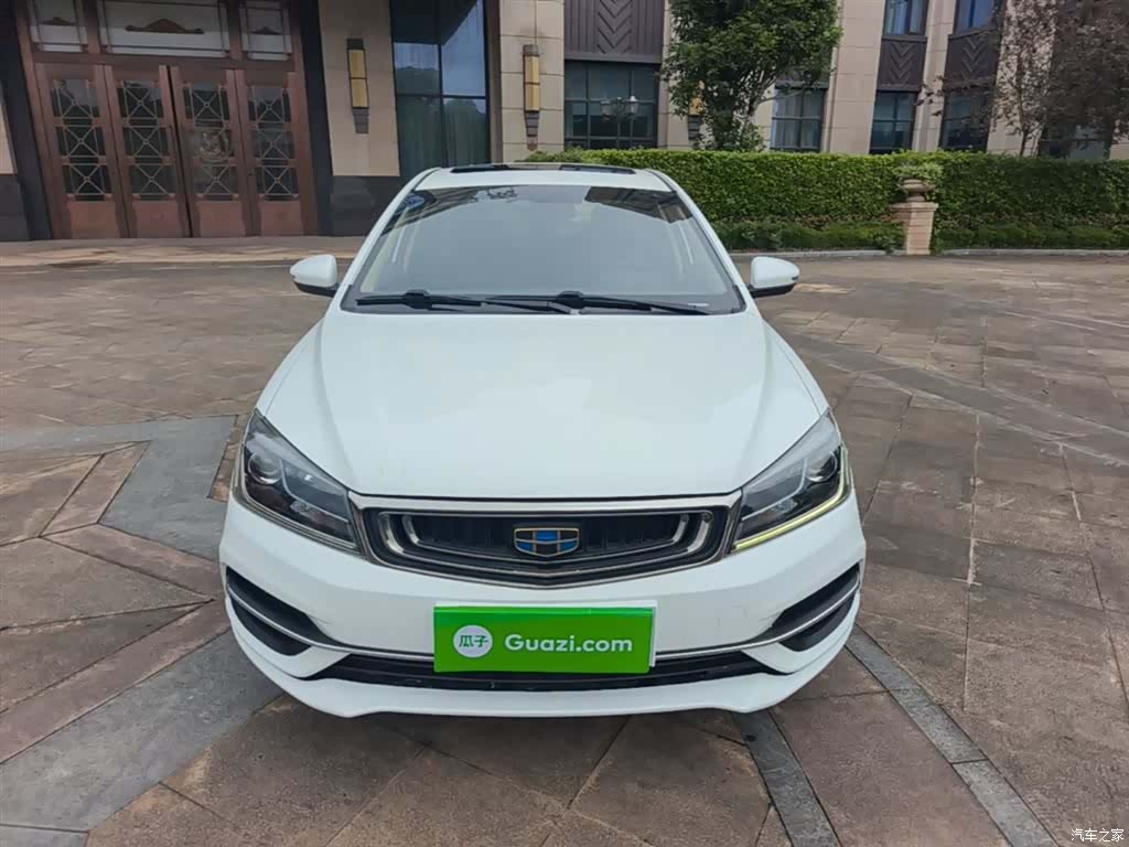 Geely Emgrand, 2018 3