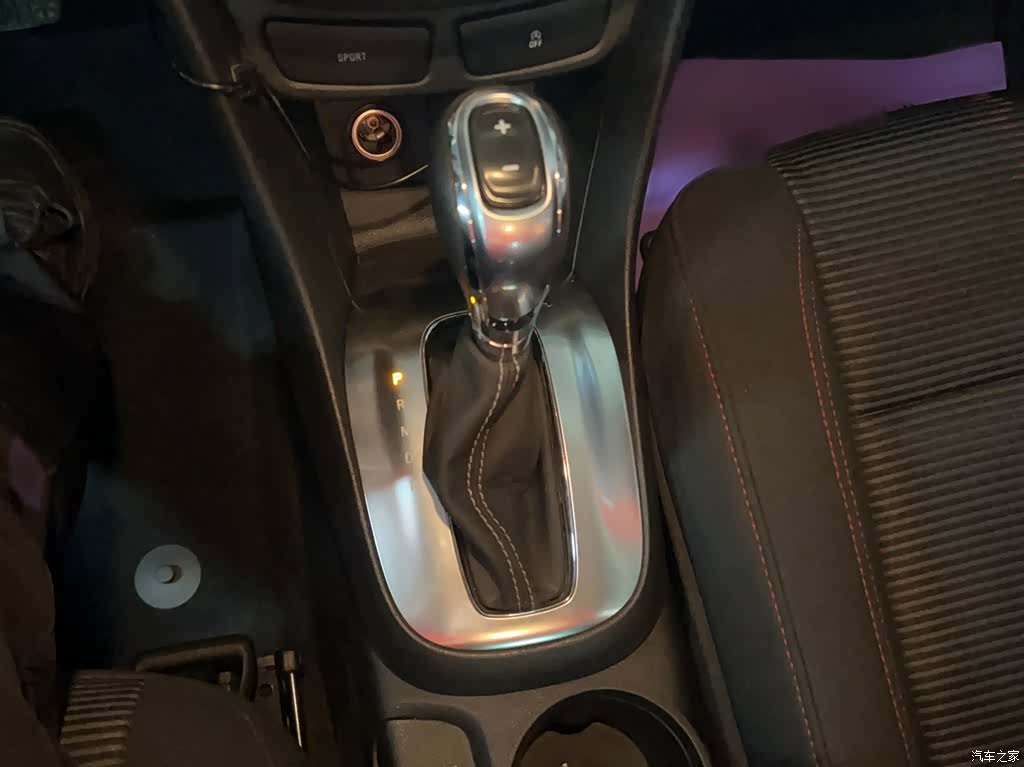 Buick Encore, 2015 16