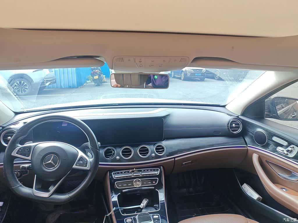 Mercedes-Benz E-Class, 2017 9