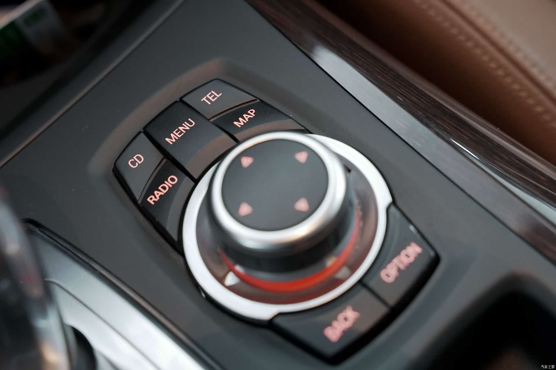 BMW X6, 2012 10