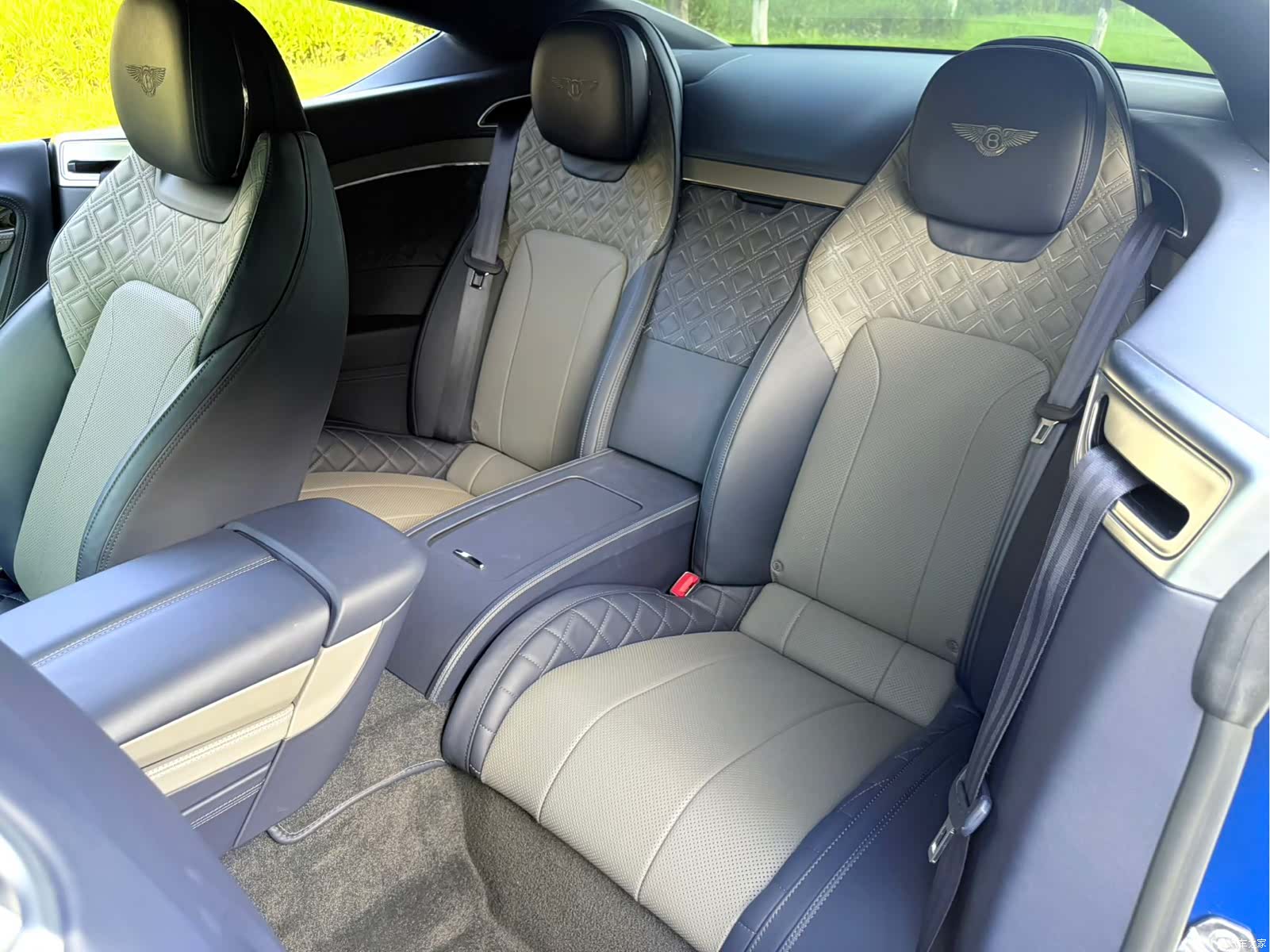 Bentley Continental GT, 2020 7