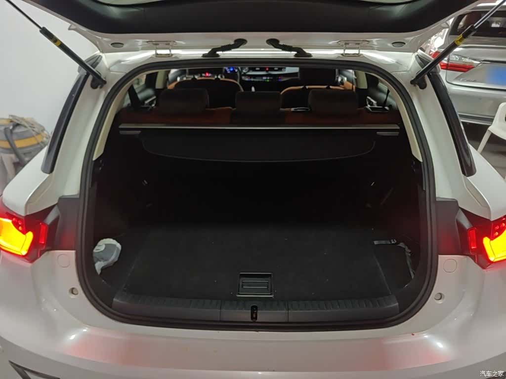 Lexus CT, 2019 19