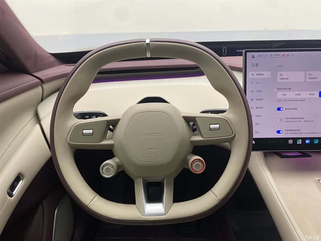 Xiaomi YU7, 2025 14