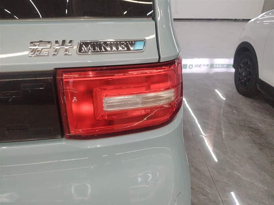 Wuling Hongguang MINIEV Wuling Hongguang MINIEV