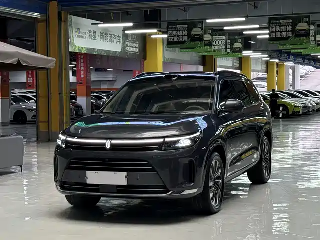 AITO M7 2023 — купить из Китая под заказ