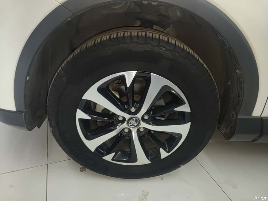 Toyota RAV4, 2019 23
