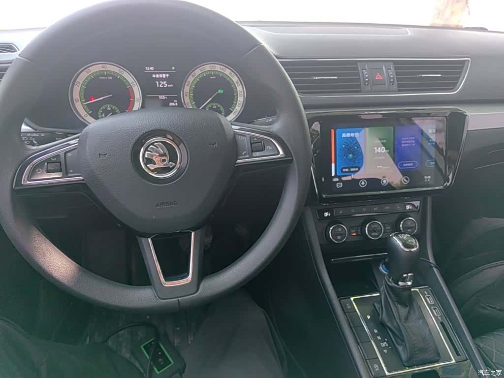 Skoda Superb, 2018 10
