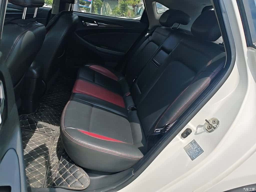 Changan Eado, 2015 13