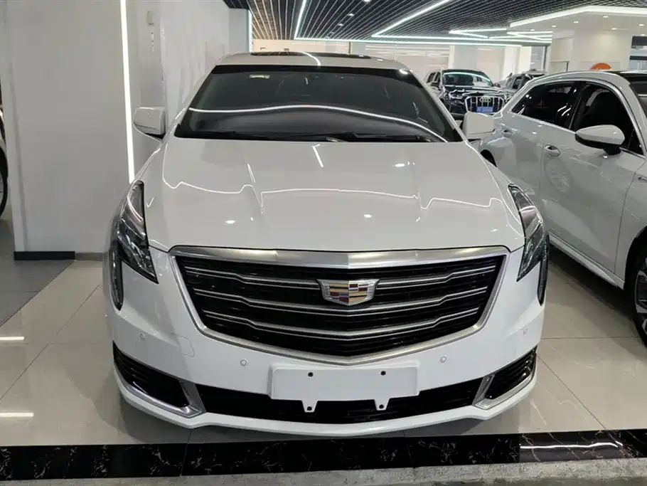 Cadillac XTS