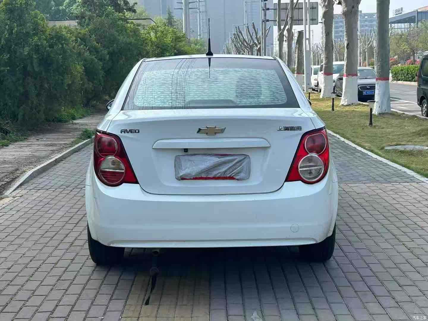 Chevrolet SE, 2013 все фото