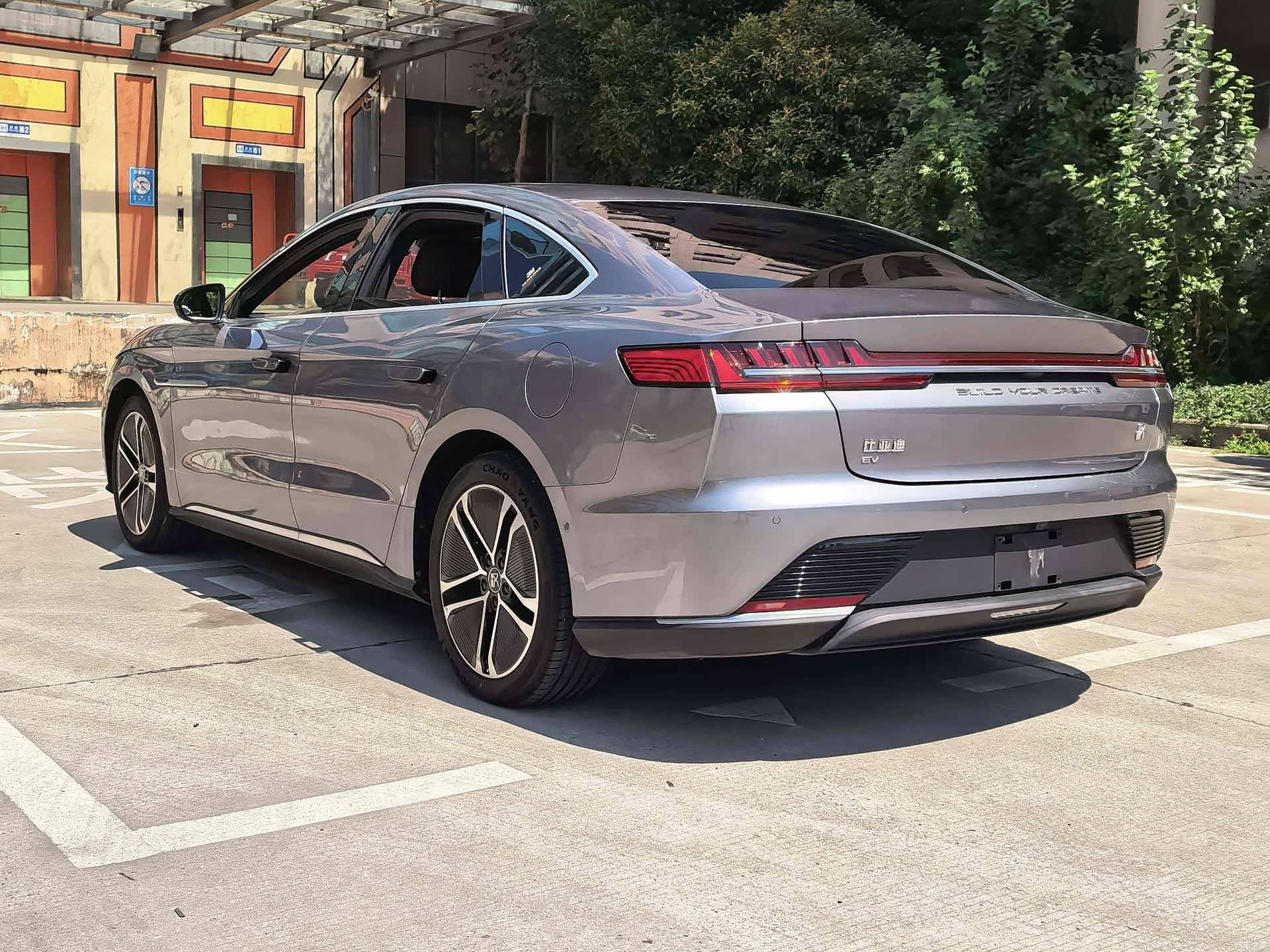 BYD Han, 2021 9