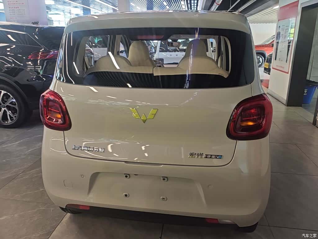 Wuling MINIEV, 2025 6